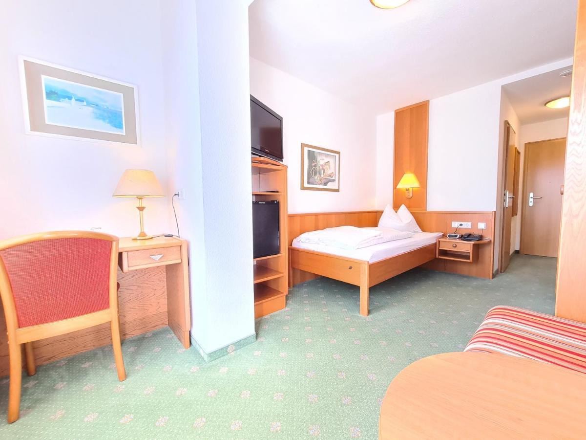 Thermenhotel Tannenhof - Ihr Wohlfuehl-Hotel Bad Füssing Extérieur photo