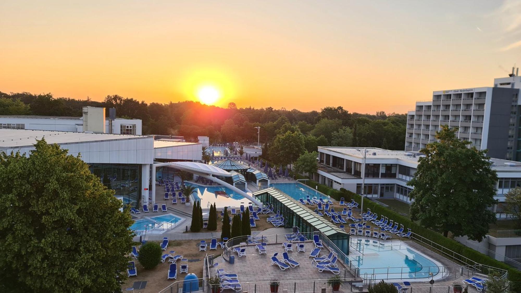 Thermenhotel Tannenhof - Ihr Wohlfuehl-Hotel Bad Füssing Extérieur photo